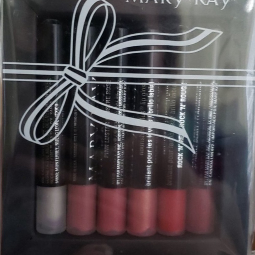 Mary Kay Lipstick Collection - Pink and Red Hues